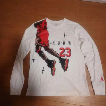 Jordan 픽셀 아트 긴팔 티셔츠