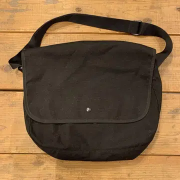 sedan all purpose 숄더백 메신저 black
