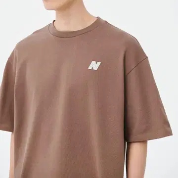 new balance MET24 N Tee 브라운 XL 미개봉