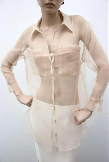 미사용 새상품 택 포함 롱 기장 오간자 셔츠