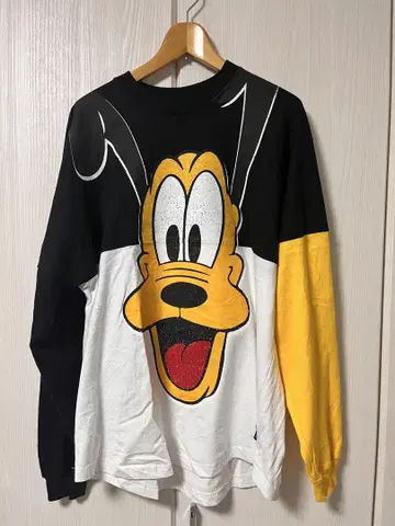 디즈니 플루토 긴팔 티셔츠 Disneyland