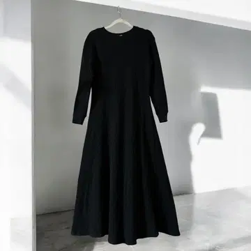 써니 라벨 블랙 롱 원피스