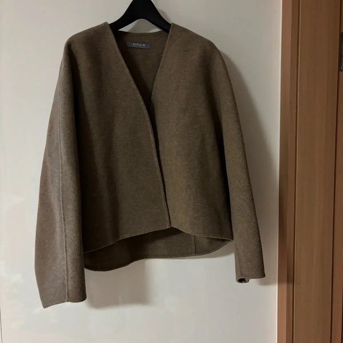 리플레인 노카라 숏코트 핸드메이드 하프코트 울자켓 올드머니룩 출근룩