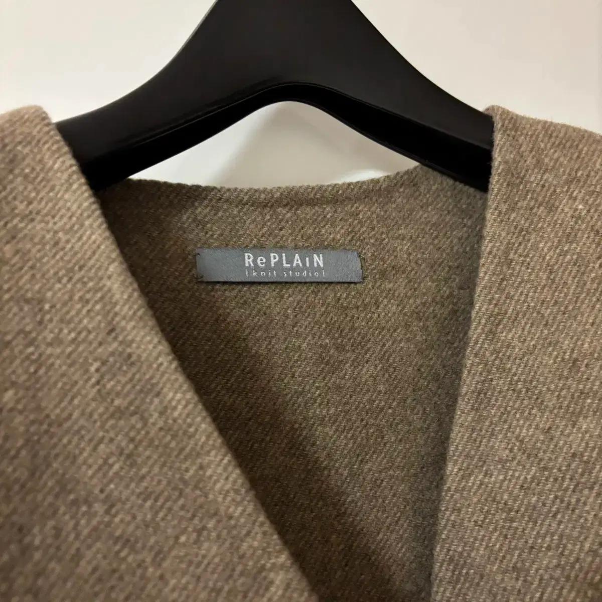 리플레인 노카라 숏코트 핸드메이드 하프코트 울자켓 올드머니룩 출근룩 하객