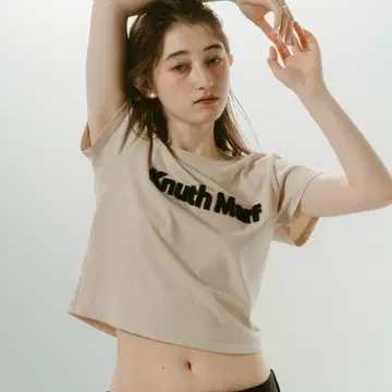 Knuth Marf 크롭 티셔츠 베이지 반팔