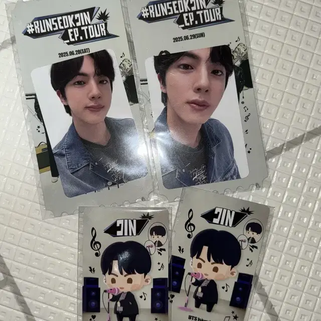 BTS 방탄 달려라 석진 첫콘막콘 아미존 포카 새상품