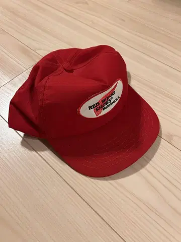 레드윙 트래커 캡