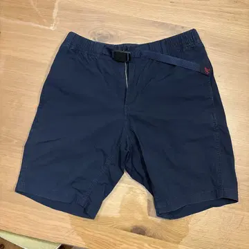 그라미치 하프 팬츠 M 사이즈