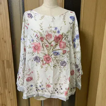 꽃무늬 오분 소매 튜닉
