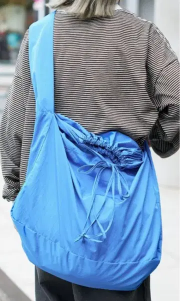 차오패닉 티피 나일론 숄더백