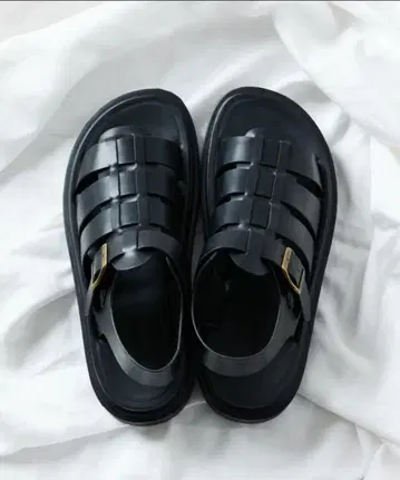 미사용 새상품 레더레트 구르카 샌들 / 27cm [한정판]