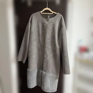 ZARA 코트