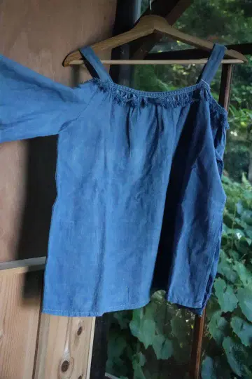 네이비 나염 프린지 블라우스