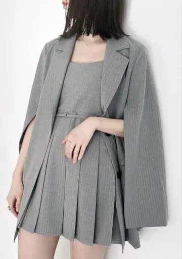 Heather 모듬 플리츠 미니 원피스 그레이