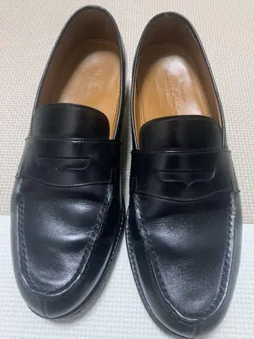 잘란 스리와야 코인 로퍼 블랙 사이즈 6 1/2 (25-25.5cm)