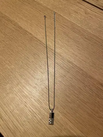 폴 스미스 목걸이