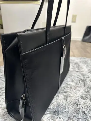 비즈니스 백 블랙 심플한 디자인