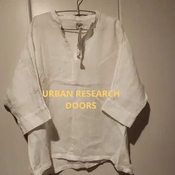 URBAN RESEARCH DOORS 린넨 숄더 레이스 스키퍼 블라우스