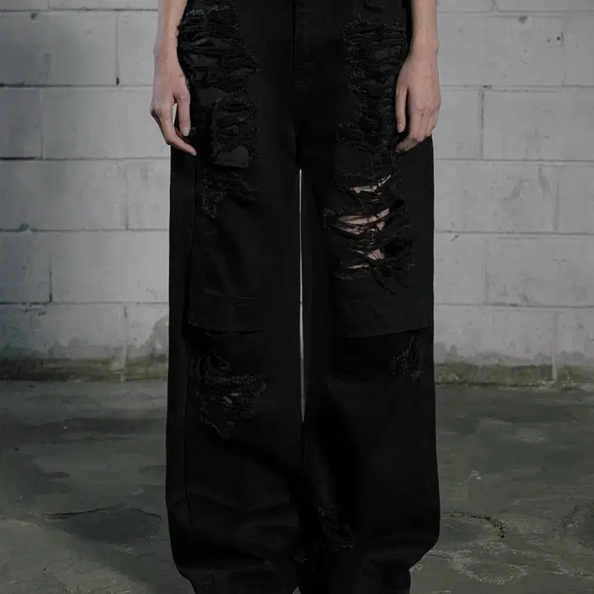 BOHEMIAN SEOUL | 보헤미안서울 Bohemian Seoul KNEE OPEN