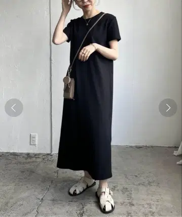 AgAwd 아가우드 베이직 리브 원피스