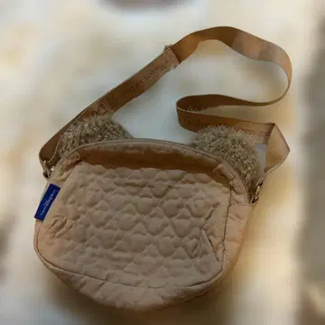디즈니 씨 한정판 더피 숄더백 퀼팅