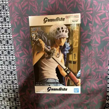 Grandista 트라팔가 로우 피규어
