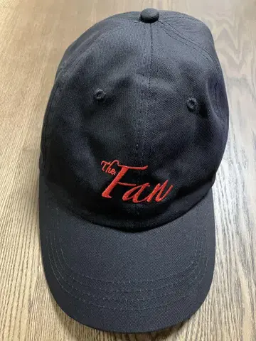 The Fan 캡 블랙