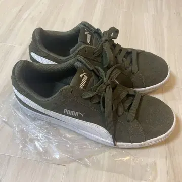 새상품급 푸마 PUMA 스니커즈 그린 카키 스웨이드 여성용
