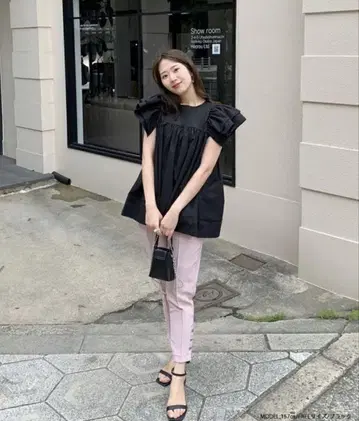 fitmore 핏모어 엔젤 슬리브 블라우스