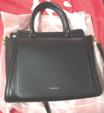 MARSLY 플랩 백 이타백 블랙