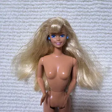 바비 Barbie 일광화상 피부 건강 피부 서핑