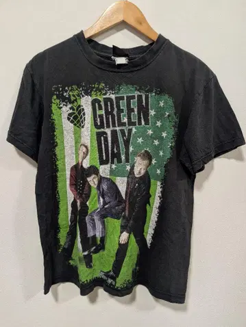 GREEN DAY 그래픽 티셔츠 블랙