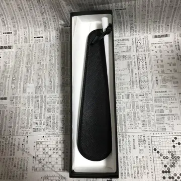 고급 그레이스 가죽 슈 호른