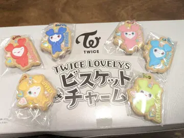 TWICE LOVELYS 비스킷 & 참 6개 세트