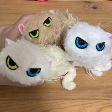 가챠가챠, 잘 붙지 않는 고양이 3종 세트