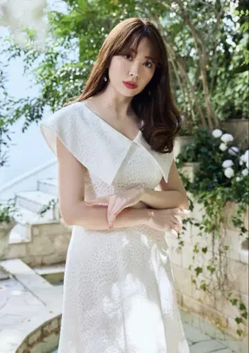 Herlipto Como Back Lace-Up Dress