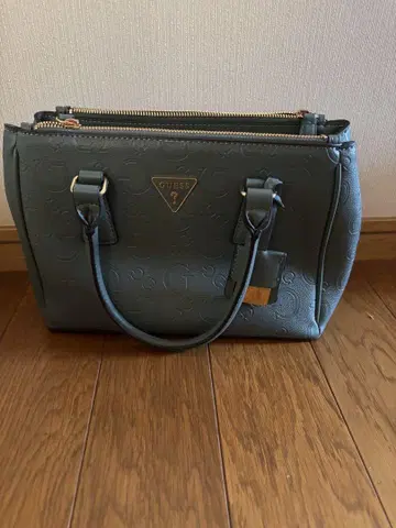 GUESS GEIMBALL 스몰 사첼 백