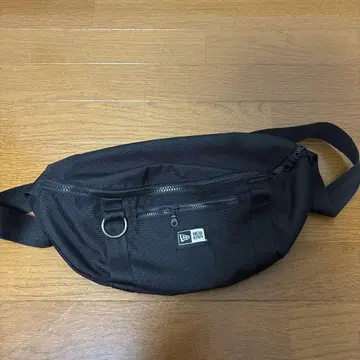 뉴에라 블랙 힙색