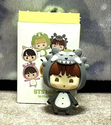 BTS 2025 FESTA 인더섬 럭키드로우 피규어 J-HOPE