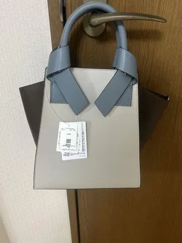 리본 핸들 토트백 내추럴 뷰티 베이직