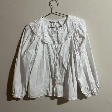 자라 화이트 레이스 옷깃 벌룬 슬리브 셔츠