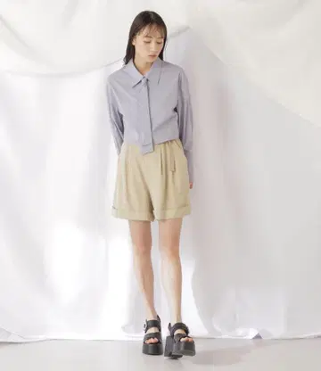 질 바이 질 스튜어트 페이퍼 백 허리 숏 팬츠