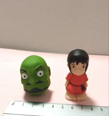 센과 치히로의 행방불명 머리 카시라 오뚝이
