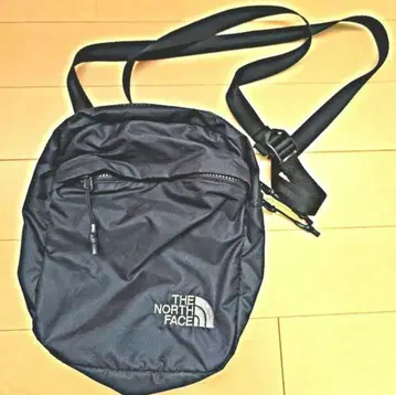 THE NORTH FACE 숄더백 나일론 블랙