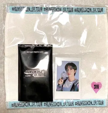 RUNSEOKJIN in JAPAN 투어 굿즈 핸드 타월 & 폴라로이드