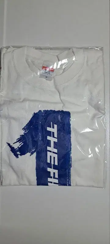 새상품 BMSG 크라판 THE FIRST 로고 티셔츠 화이트 M 사이즈