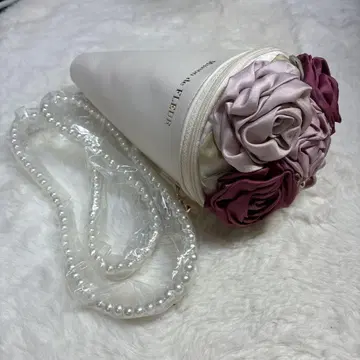 Maison de FLEUR 메종 드 플뢰르 부케 숄더백