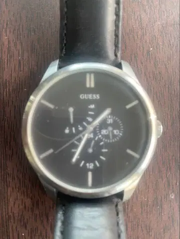 GUESS 블랙 손목시계