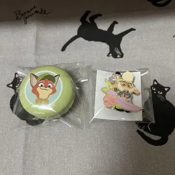 상하이 디즈니 토피아 마카롱형 소품함 핀즈 닉 벨웨저