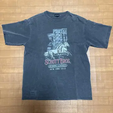 Schott Bros. 말 그래픽 티셔츠